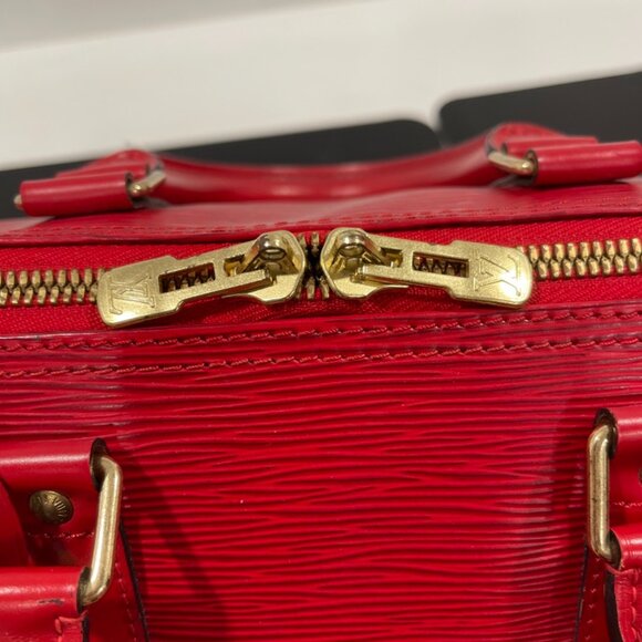 Louis Vuitton Epi Leather Weekender Bag 45 Vintage (176315) - Picture 10 of 13